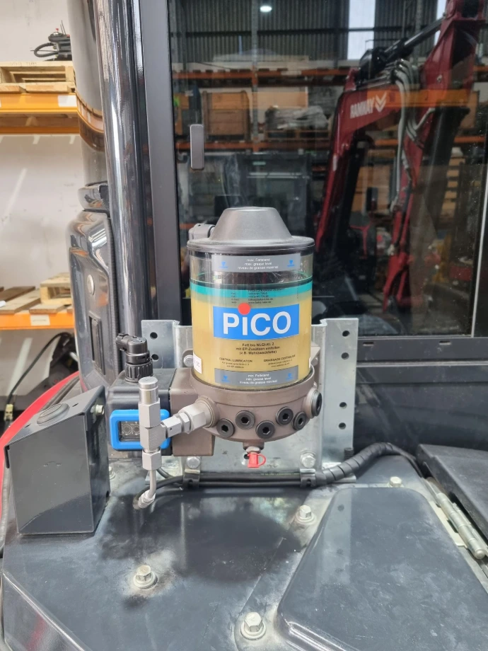 BEKA PICO compact automatic greasing pump