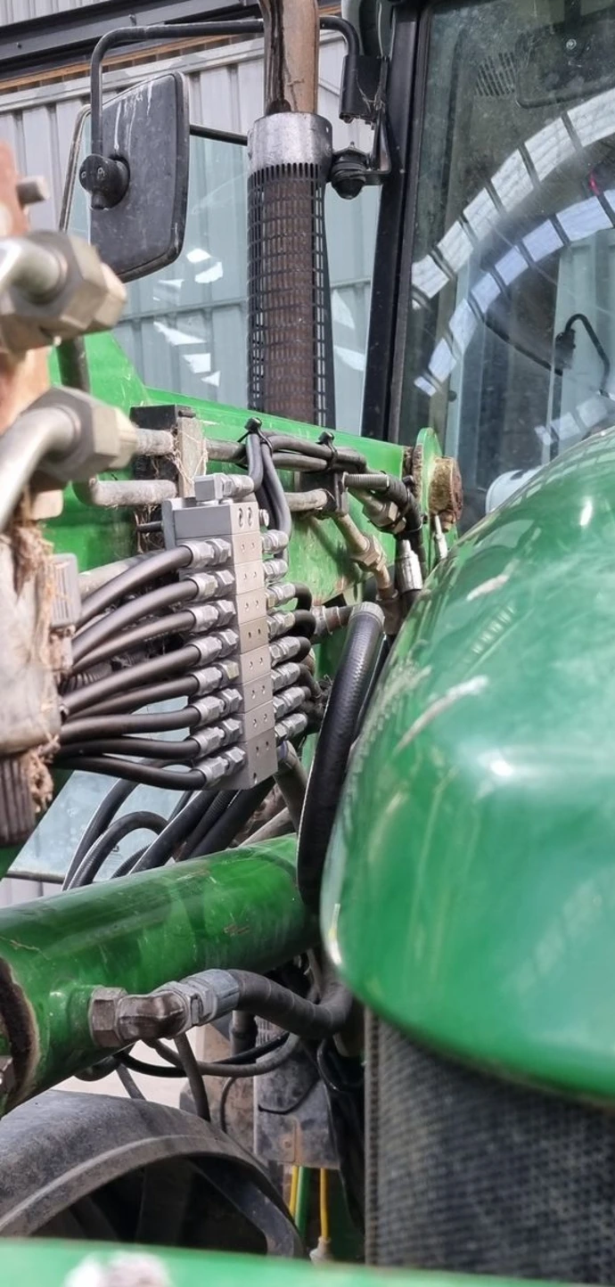 BEKA ZEPTO automatic greasing system installed on machinery