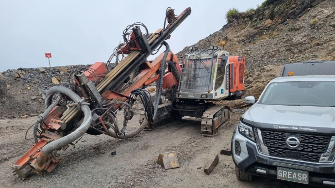 Mining drill rig