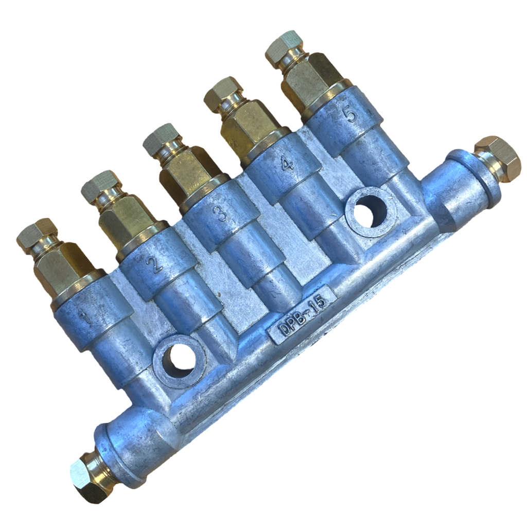 [A1115005] 5 Port Oil Metering Unit