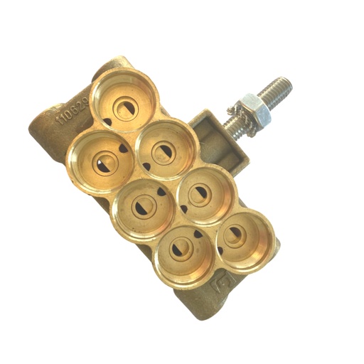 [F111394] 7 Port Block Twin Inclusive Stud